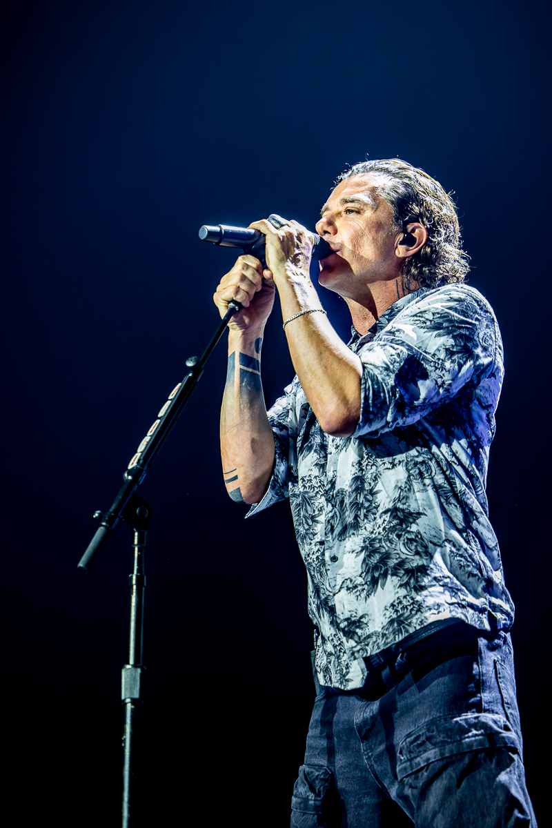 Bush @ AFAS Dome, picture 1, photographed by Dorien Goetschalckx - FrontView Magazine