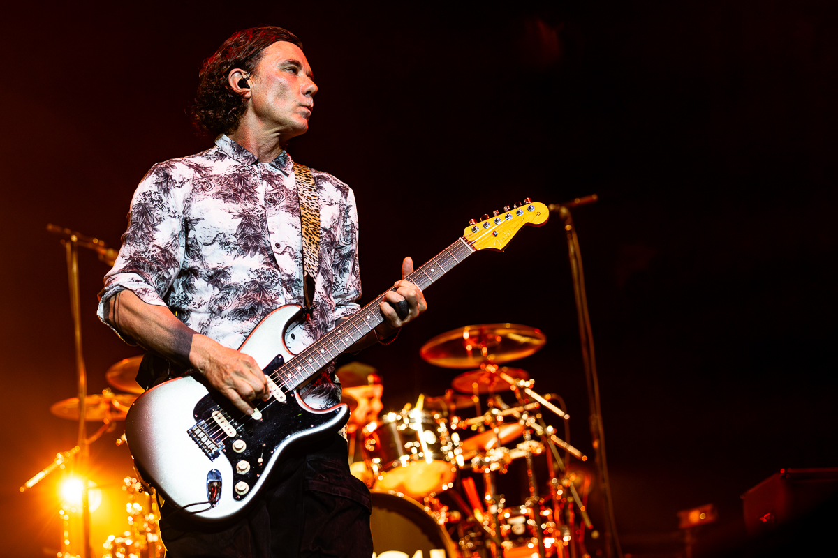 Bush @ AFAS Dome, picture 3, photographed by Dorien Goetschalckx - FrontView Magazine