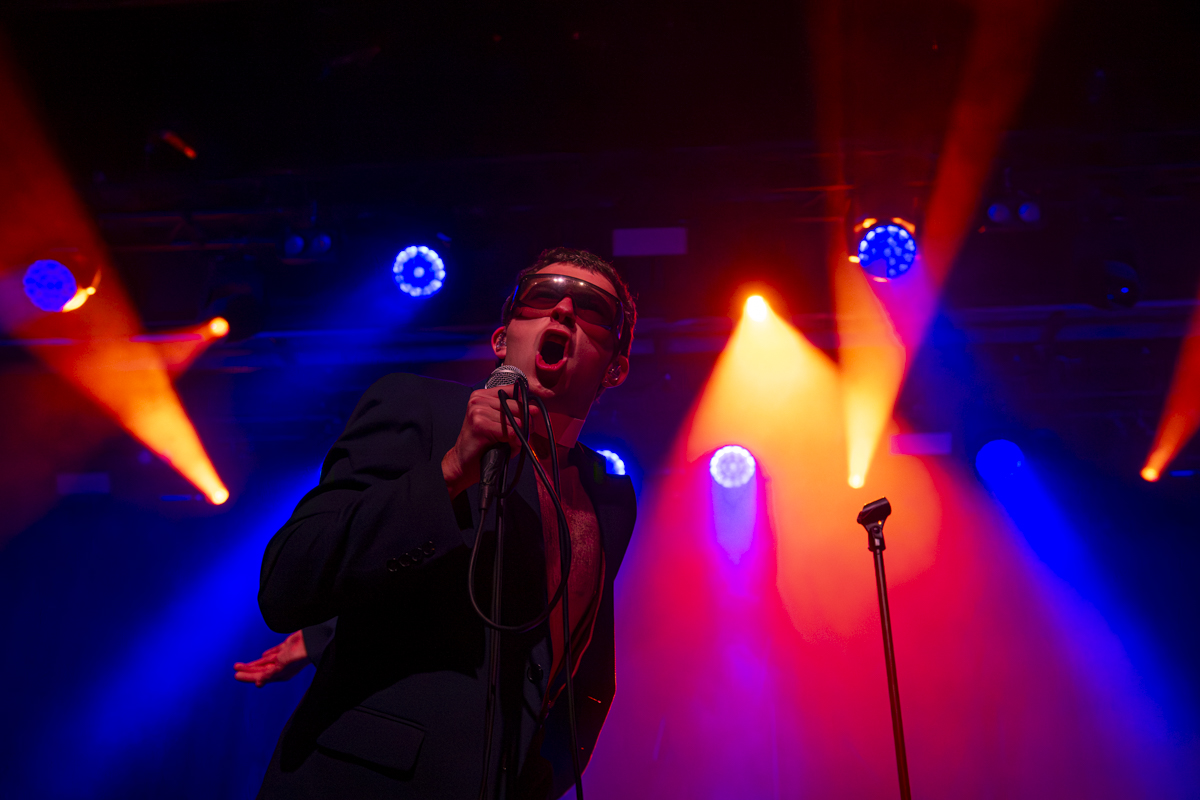 Shame @ Trix, picture 6, photographed by Bart Janssens - FrontView Magazine