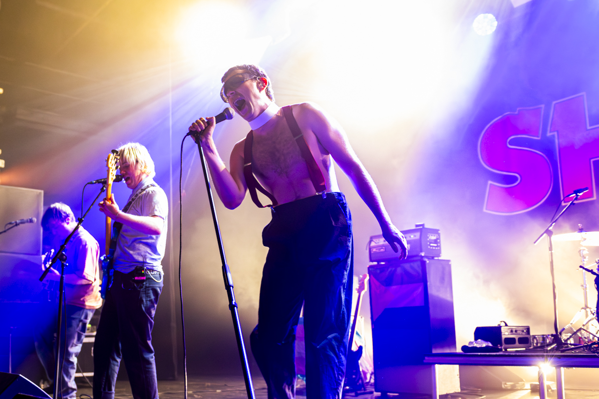 Shame @ Trix, picture 8, photographed by Bart Janssens - FrontView Magazine