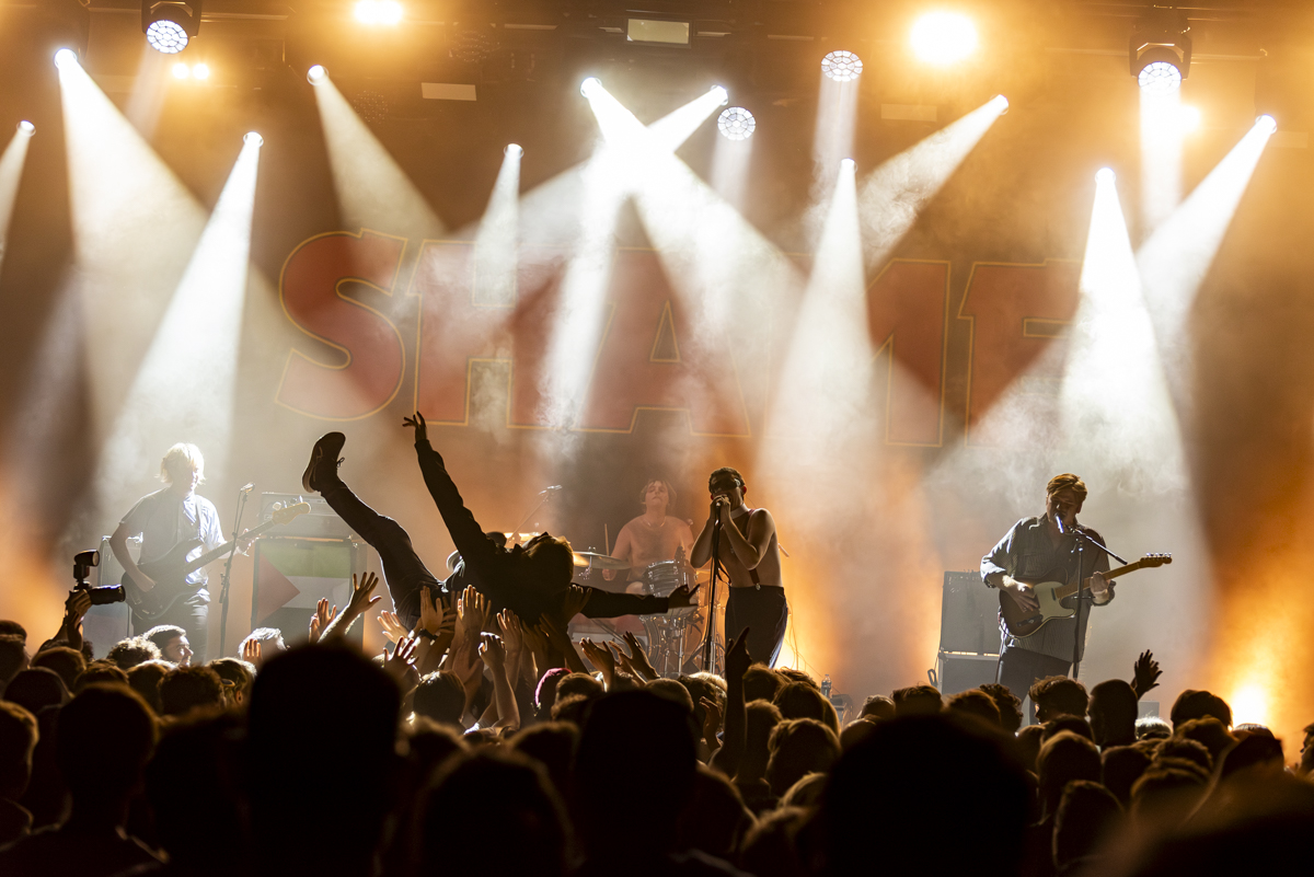 Shame @ Trix, picture 19, photographed by Bart Janssens - FrontView Magazine