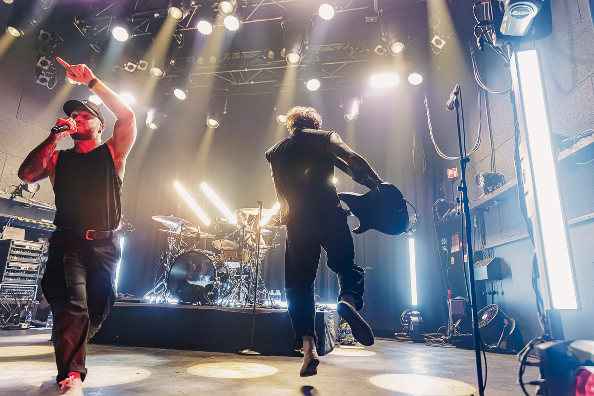 We Came As Romans @ 013, foto 23, foto's door Peter Smet - FrontView Magazine
