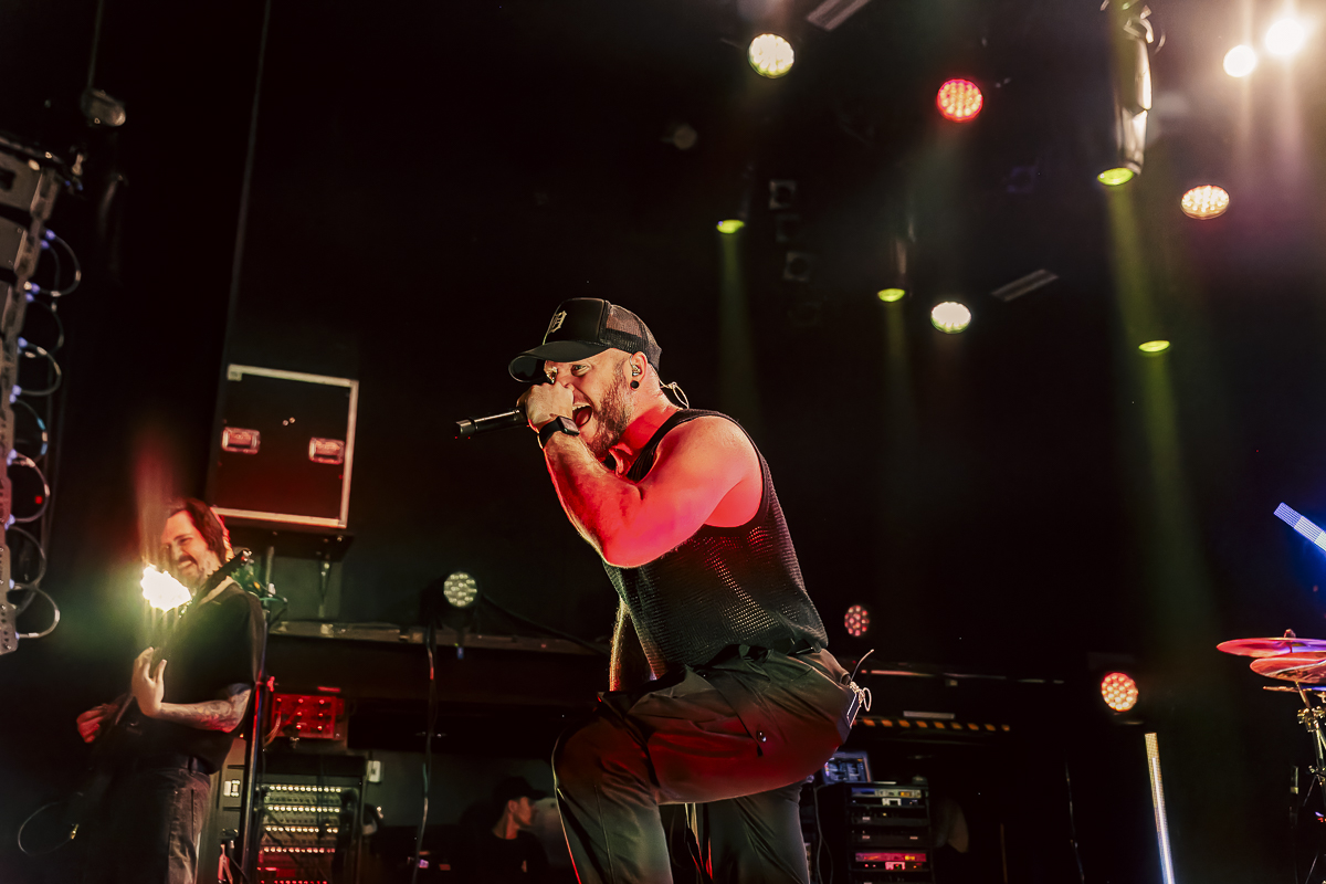 We Came As Romans @ 013, foto 24, foto's door Peter Smet - FrontView Magazine