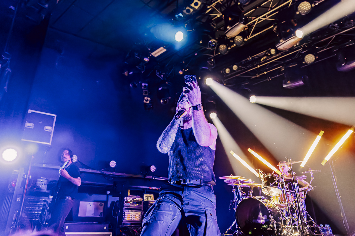 We Came As Romans @ 013, foto 27, foto's door Peter Smet - FrontView Magazine