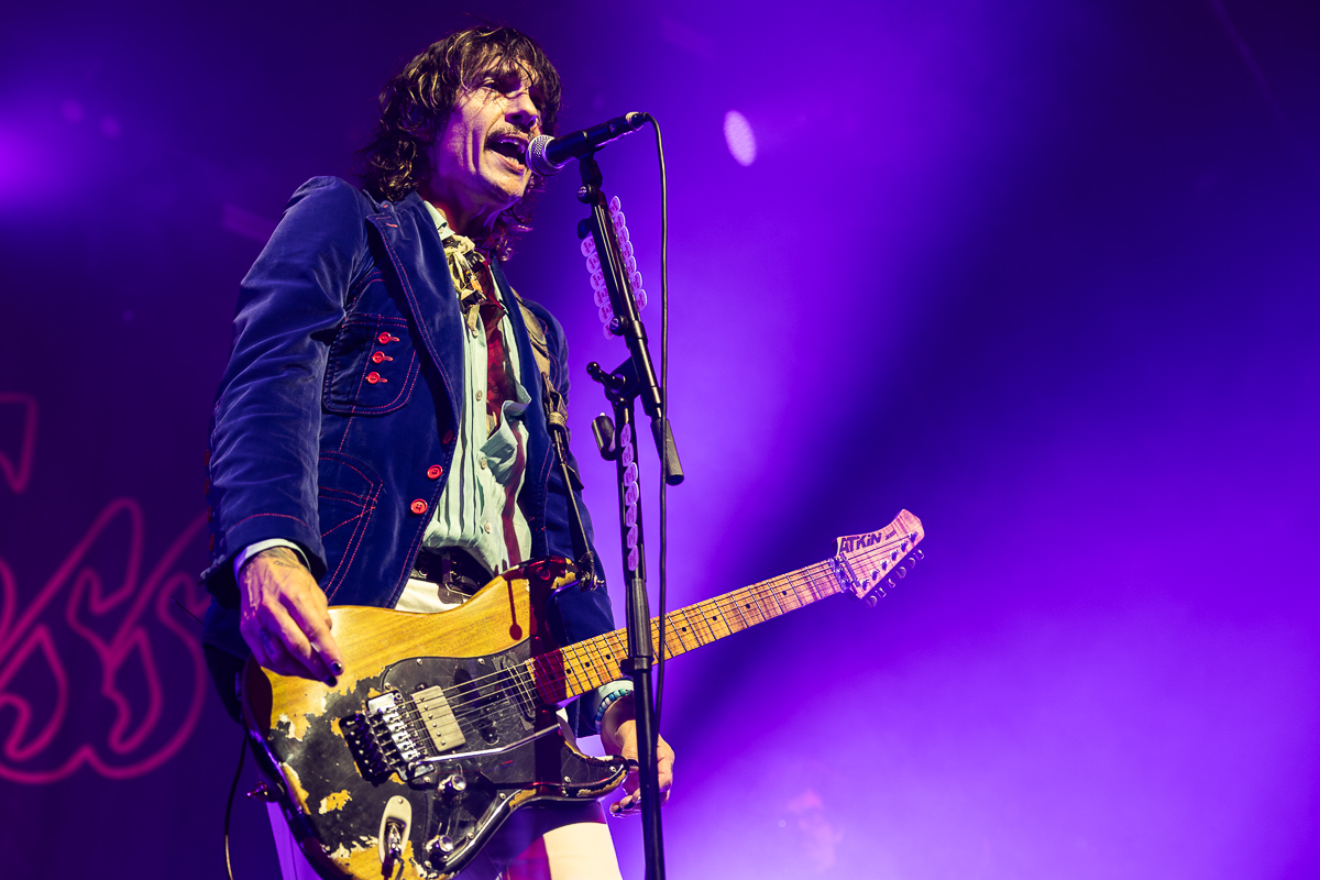 The Darkness @ 013, foto 9, foto's door Dorien Goetschalckx - FrontView Magazine