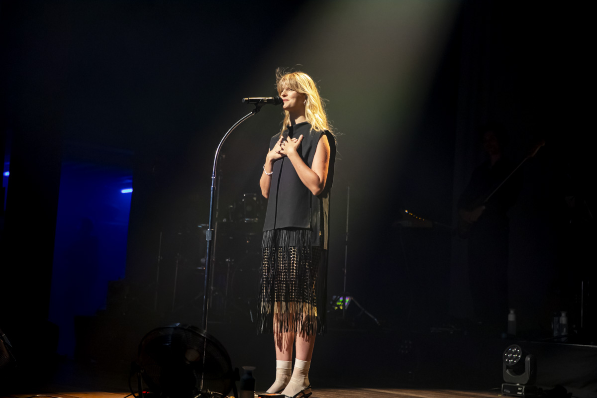 Emma Bale @ De Roma, picture 12, photographed by dirk janssens - FrontView Magazine