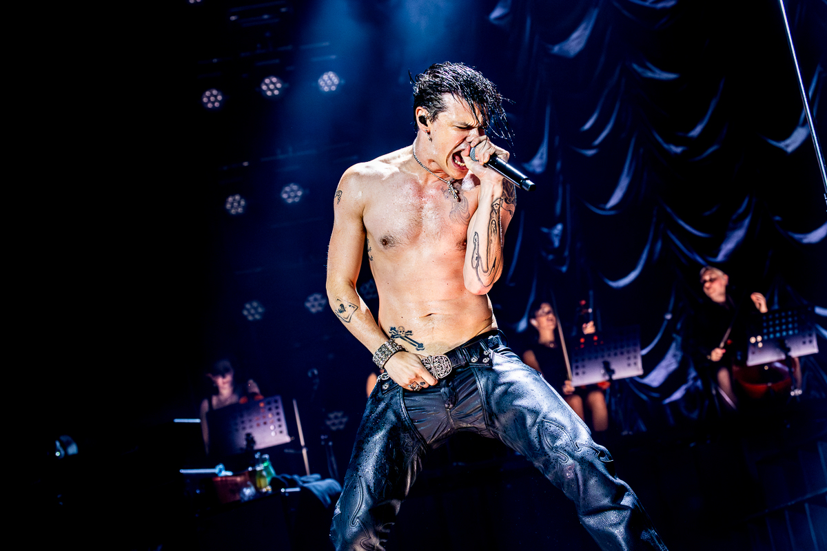 Yungblud @ Vorst Nationaal, picture 11, photographed by Dorien Goetschalckx - FrontView Magazine