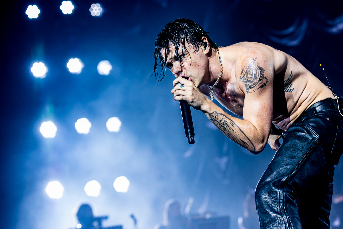 Yungblud @ Vorst Nationaal, picture 14, photographed by Dorien Goetschalckx - FrontView Magazine
