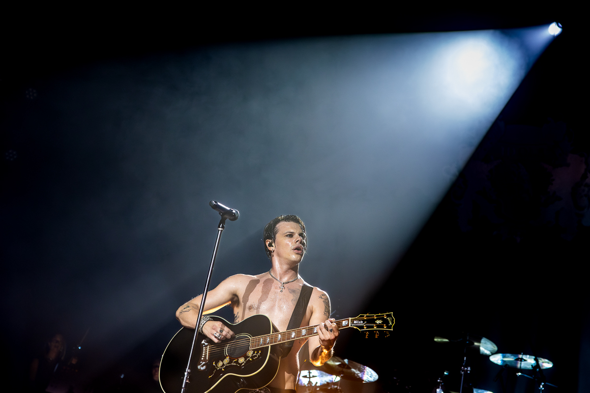 Yungblud @ Vorst Nationaal, picture 26, photographed by Dorien Goetschalckx - FrontView Magazine