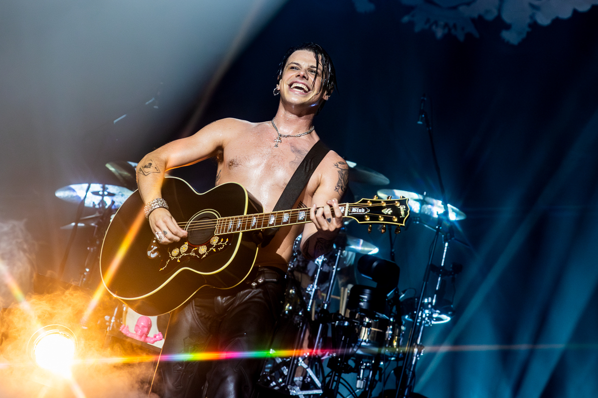 Yungblud @ Vorst Nationaal, picture 27, photographed by Dorien Goetschalckx - FrontView Magazine
