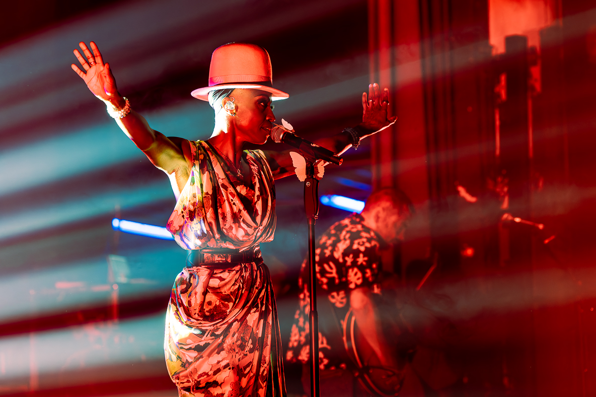 Morcheeba @ De Roma, picture 5, photographed by David Johnson - FrontView Magazine