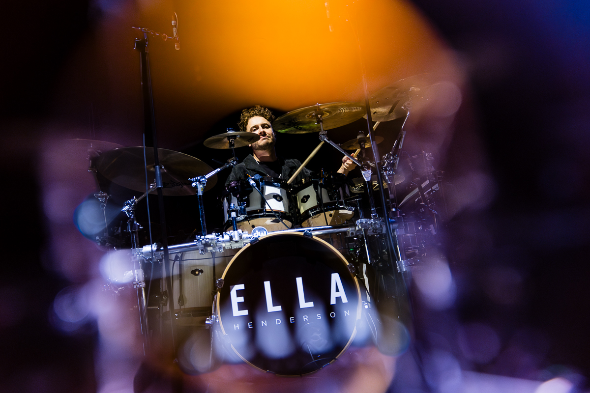 Ella Henderson @ Lotto Arena, picture 4, photographed by Dorien Goetschalckx - FrontView Magazine