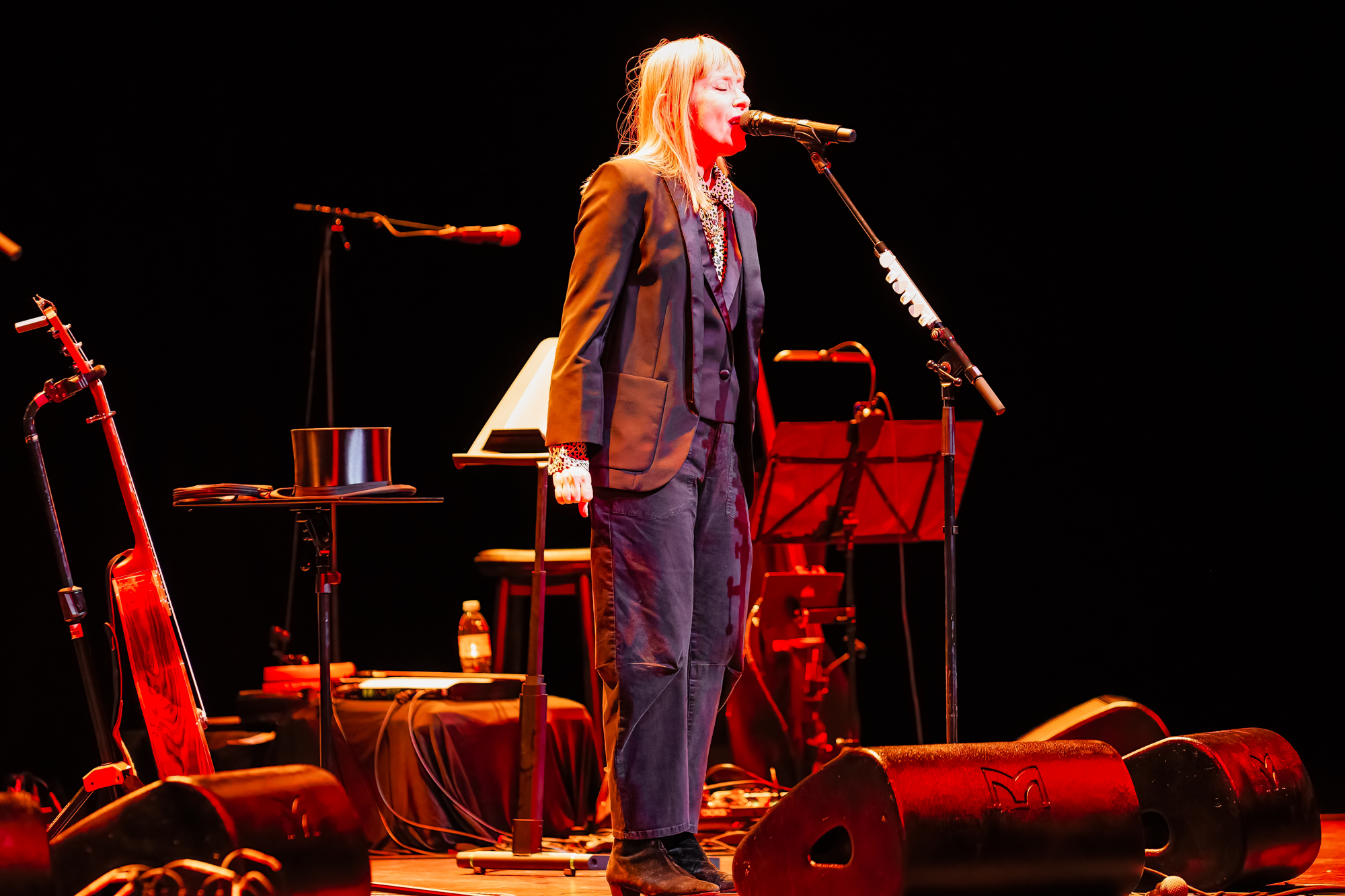 Suzanne Vega In concert, picture 3, photographed by Paul Jongeneelen - FrontView Magazine