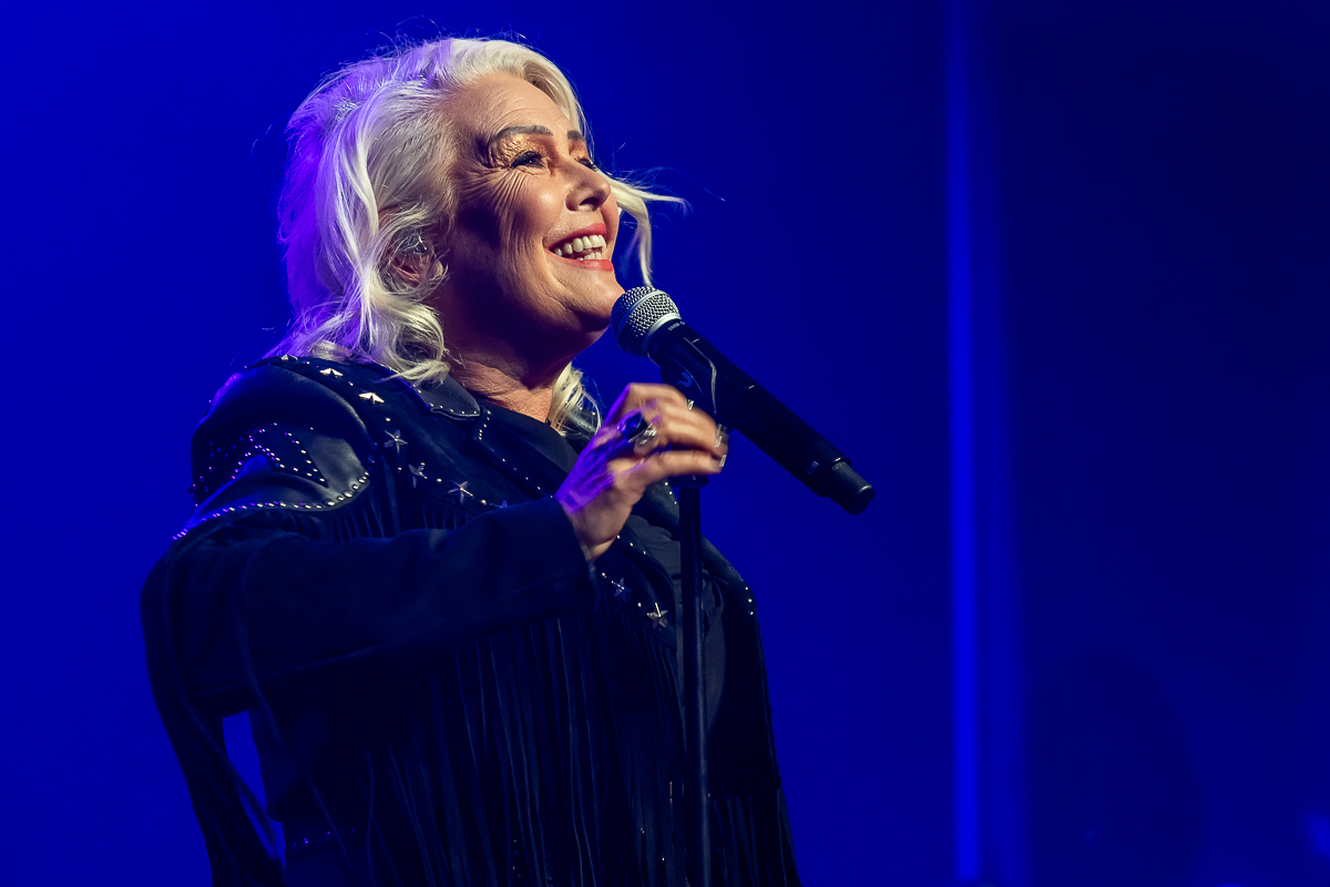 Kim Wilde Closer Tour 2025 @ De Roma, picture 10, photographed by Marc Verdonck - FrontView Magazine