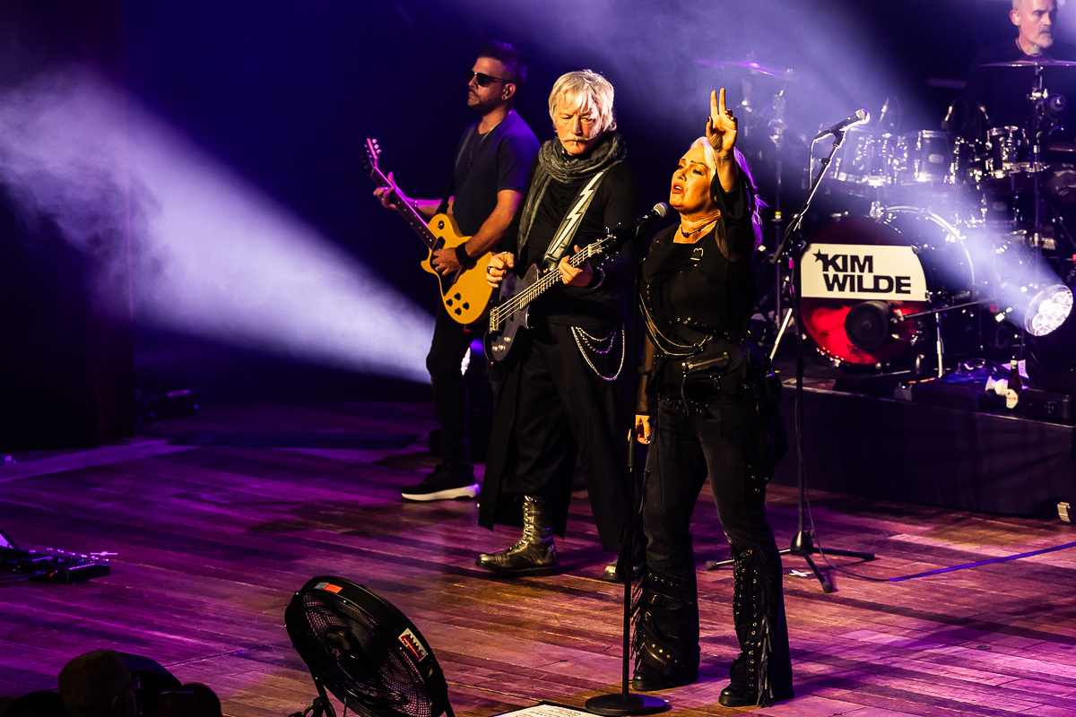 Kim Wilde Closer Tour 2025 @ De Roma, picture 21, photographed by Marc Verdonck - FrontView Magazine