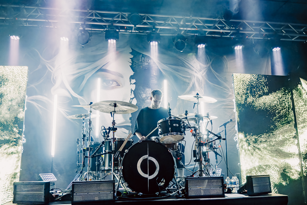 Annisokay @ Kavka Zappa, picture 2, photographed by Peter Smet - FrontView Magazine