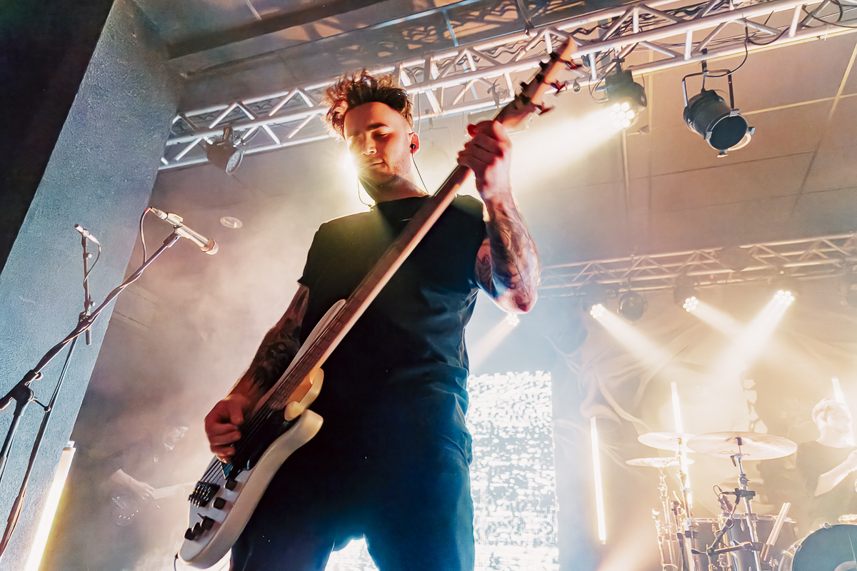 Annisokay @ Kavka Zappa, picture 11, photographed by Peter Smet - FrontView Magazine