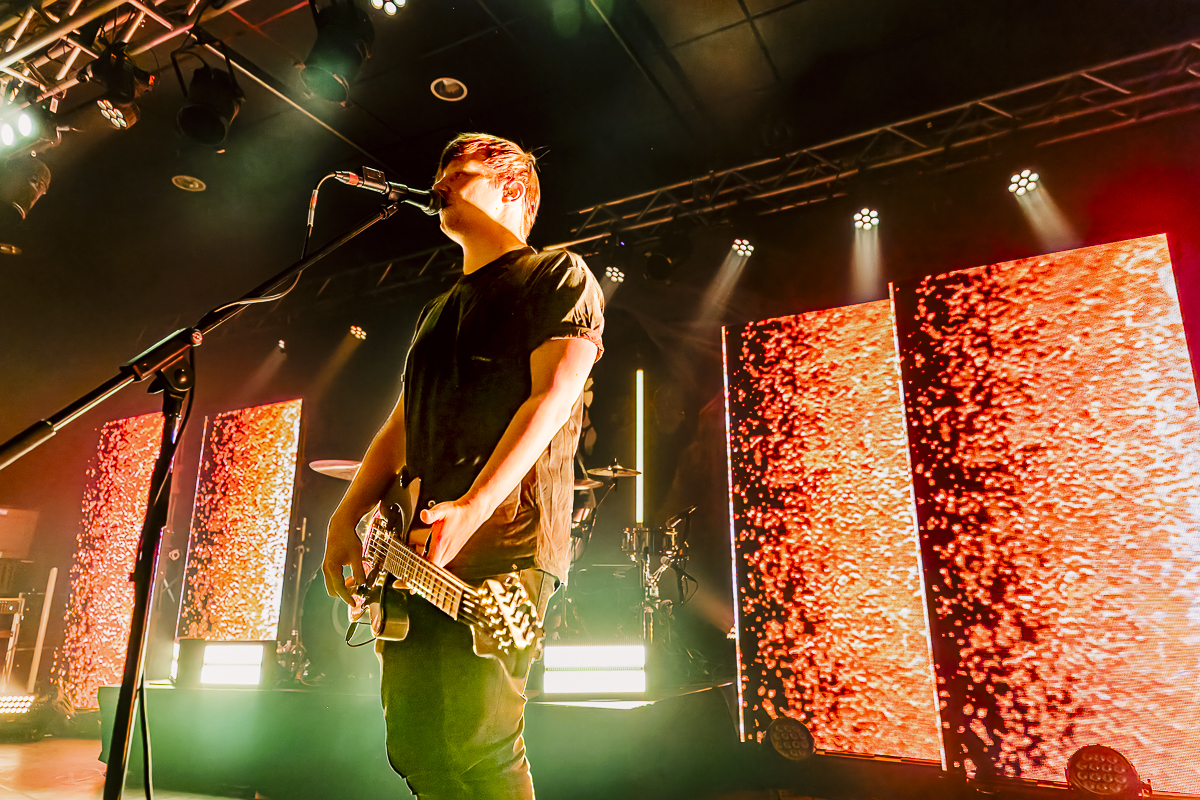 Annisokay @ Kavka Zappa, picture 15, photographed by Peter Smet - FrontView Magazine