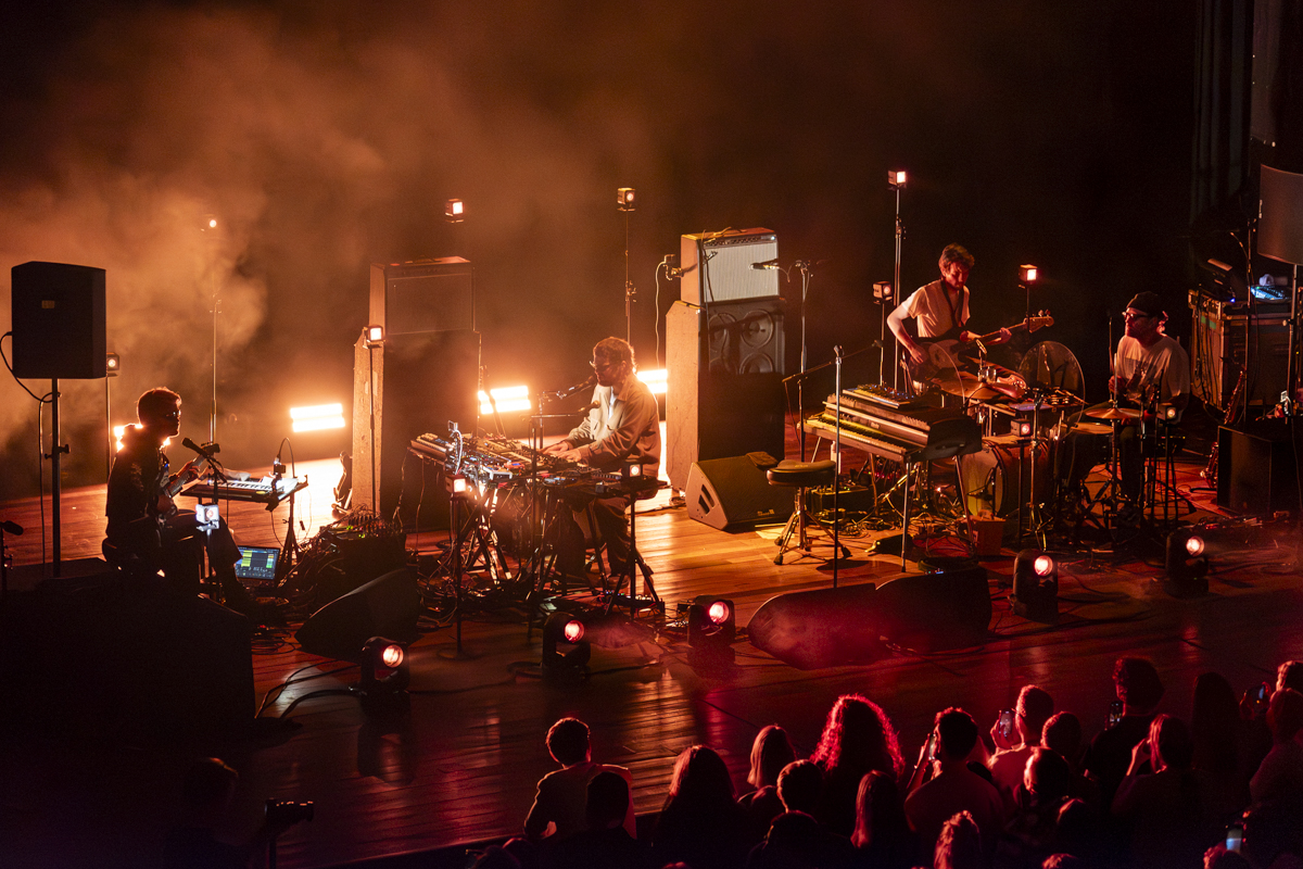 Chet Faker @ De Roma, picture 8, photographed by Bart Janssens - FrontView Magazine