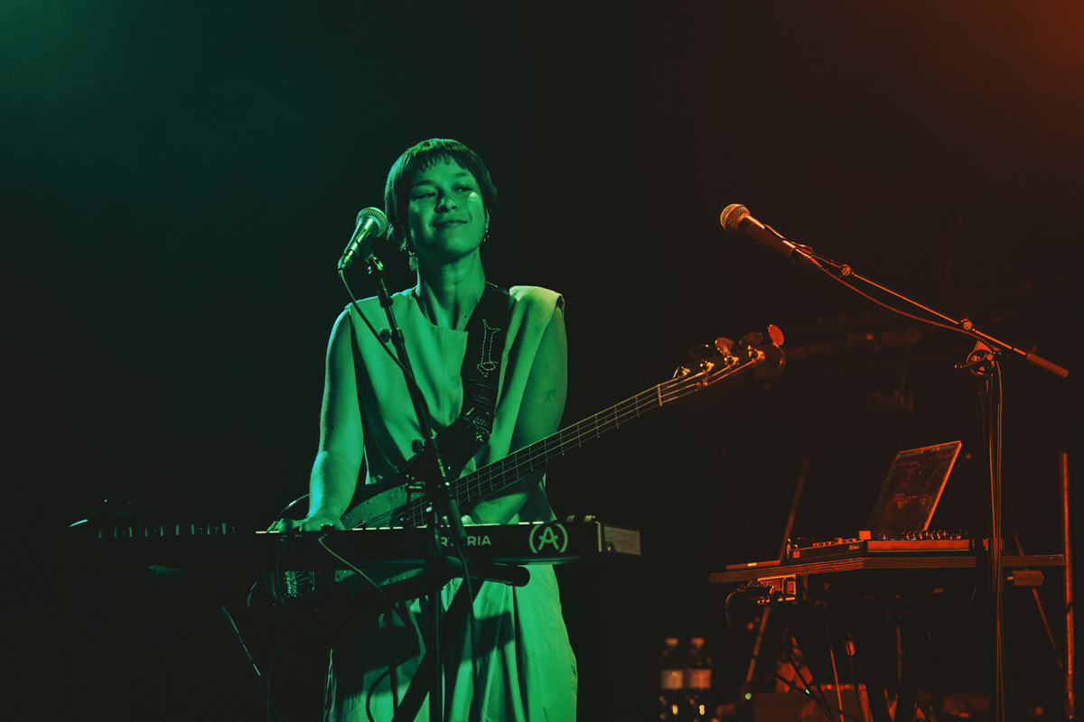 ISHA @ Ancienne Belgique, picture 1, photographed by Livia Vaduva - FrontView Magazine