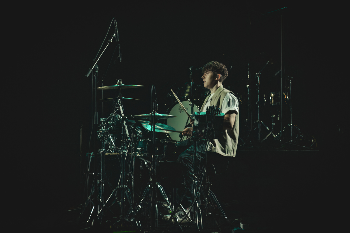ISHA @ Ancienne Belgique, picture 2, photographed by Livia Vaduva - FrontView Magazine