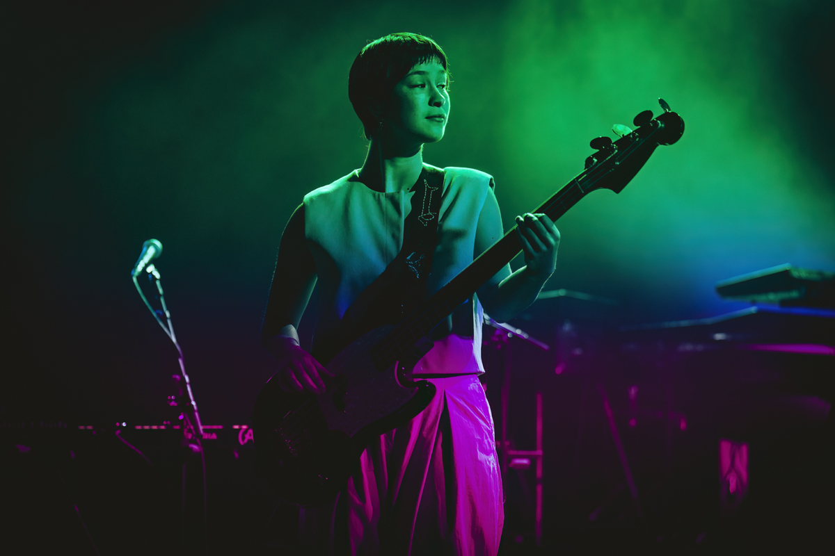 ISHA @ Ancienne Belgique, picture 4, photographed by Livia Vaduva - FrontView Magazine