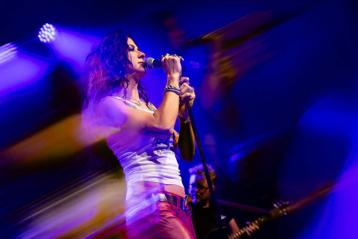 Kassi Ashton @ Trix, picture 1, photographed by Dorien Goetschalckx - FrontView Magazine