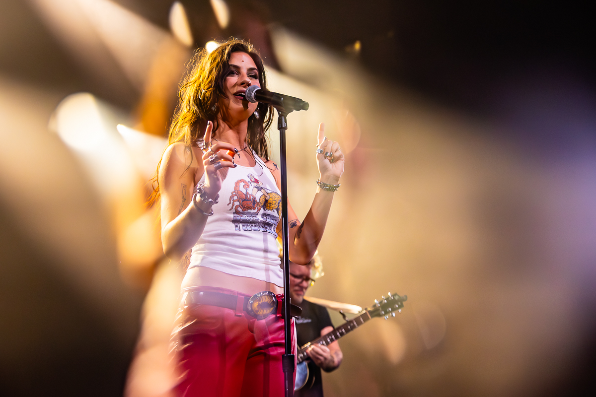 Kassi Ashton @ Trix, picture 5, photographed by Dorien Goetschalckx - FrontView Magazine