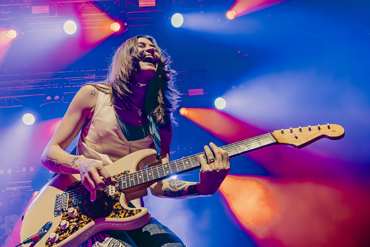 Larkin Poe @ 013, foto 12, foto's door Peter Smet - FrontView Magazine