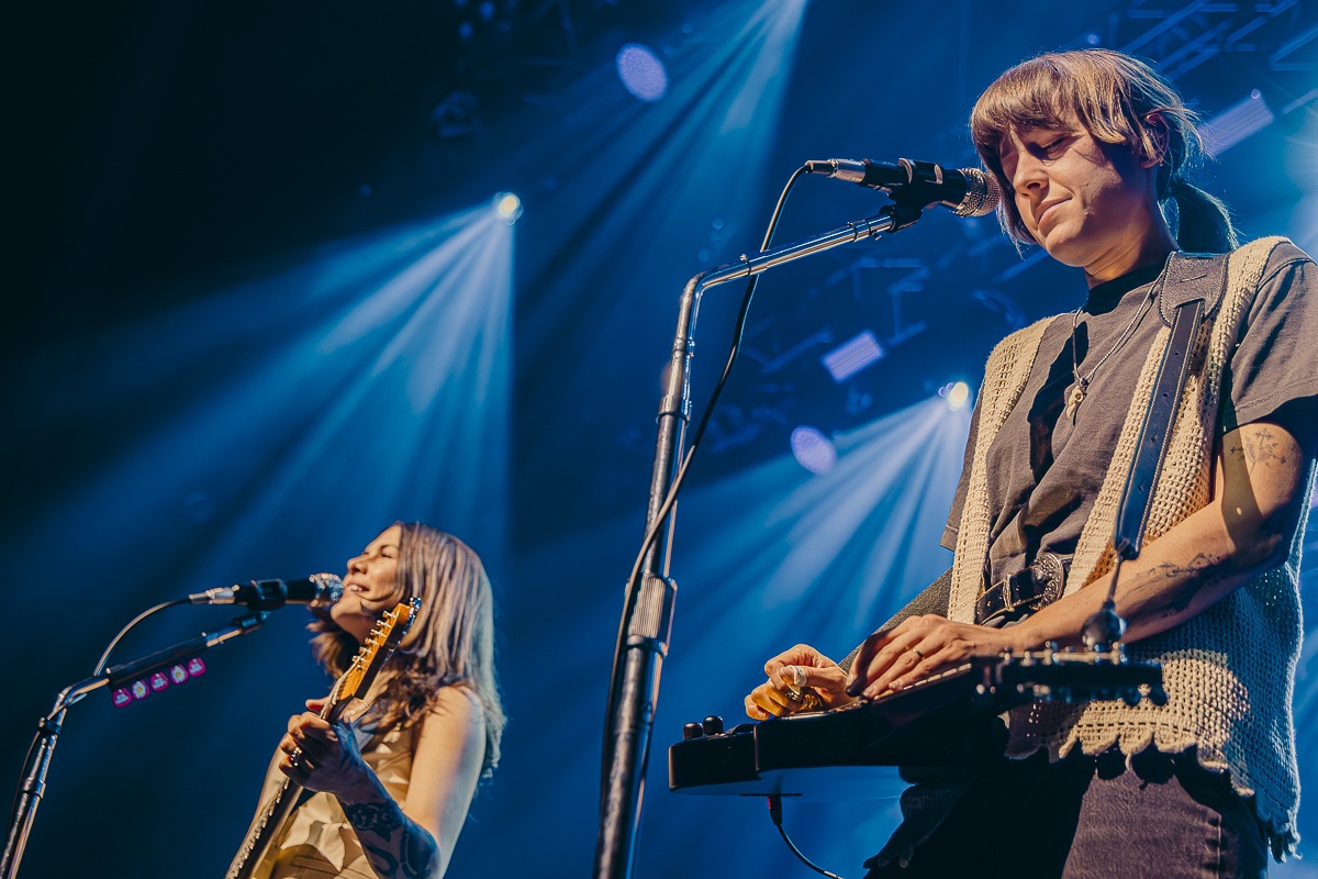 Larkin Poe @ 013, foto 15, foto's door Peter Smet - FrontView Magazine