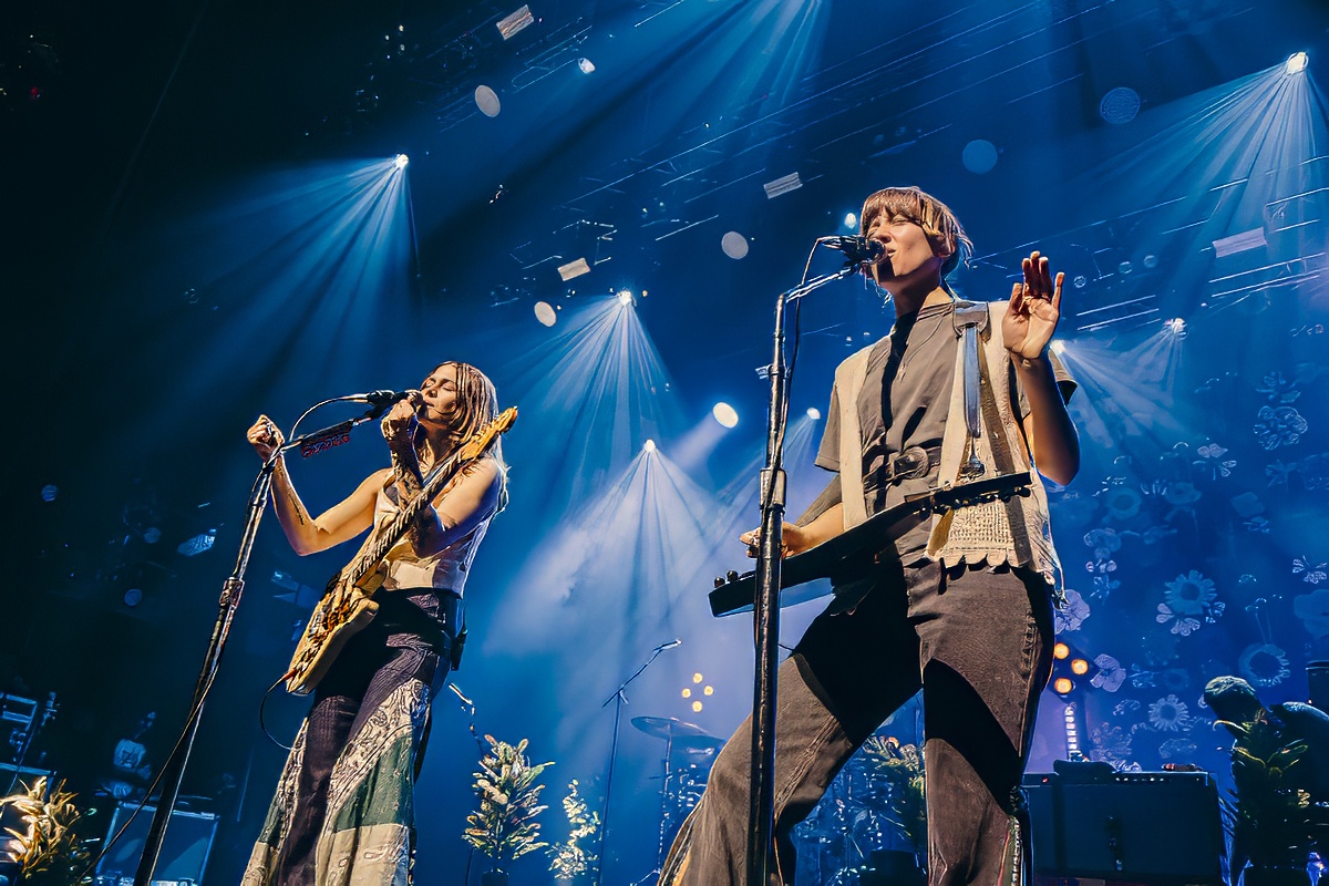 Larkin Poe @ 013, foto 18, foto's door Peter Smet - FrontView Magazine