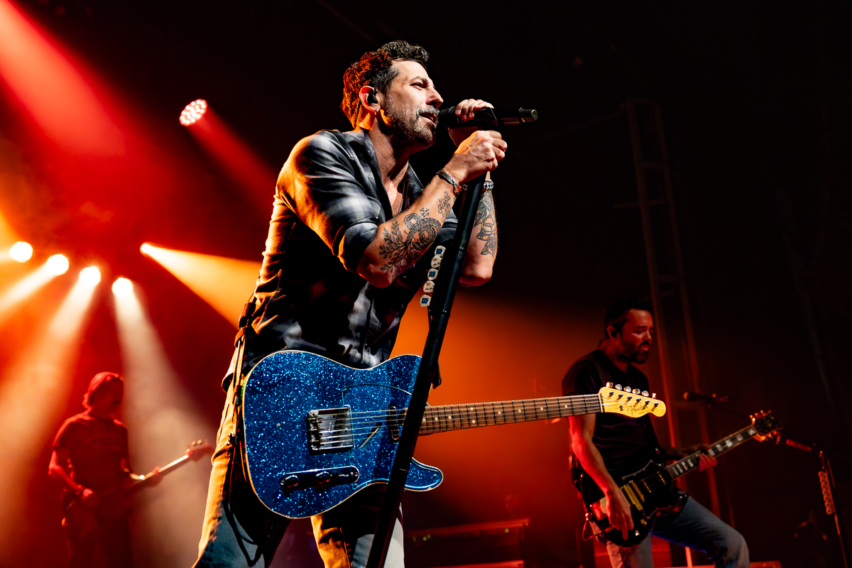 Old Dominium @ Trix, picture 1, photographed by Dorien Goetschalckx - FrontView Magazine