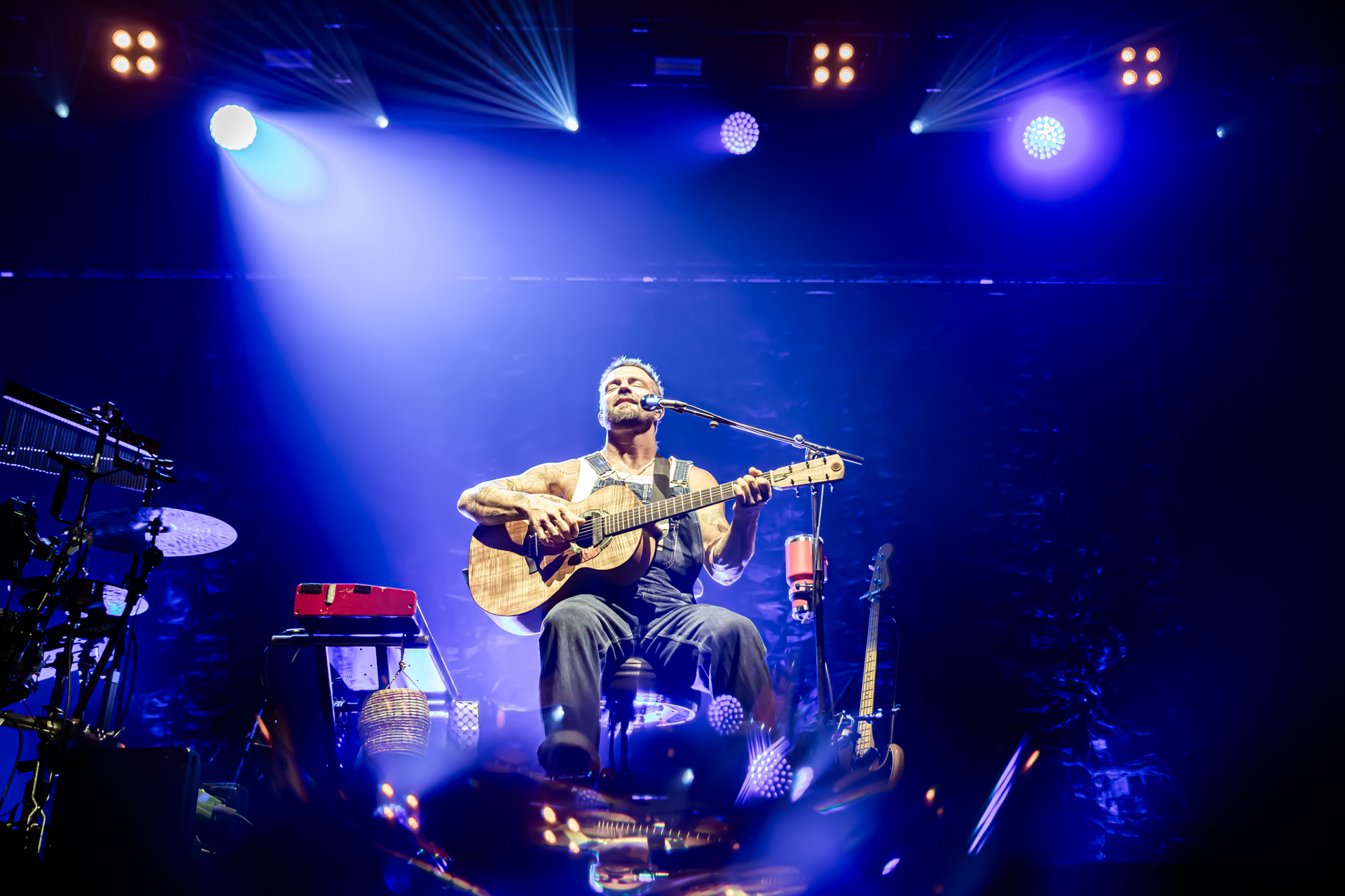 Xavier Rudd @ Vorst Nationaal, picture 4, photographed by Leen Verlinden - FrontView Magazine