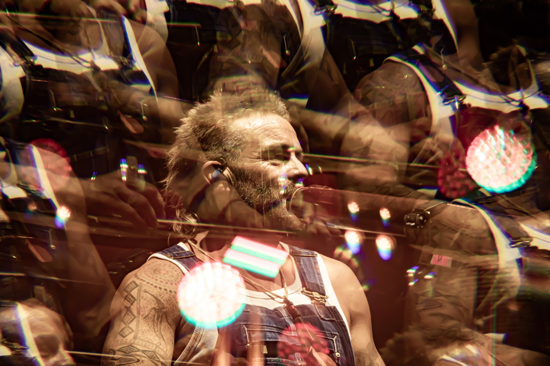 Xavier Rudd @ Vorst Nationaal, picture 24, photographed by Leen Verlinden - FrontView Magazine