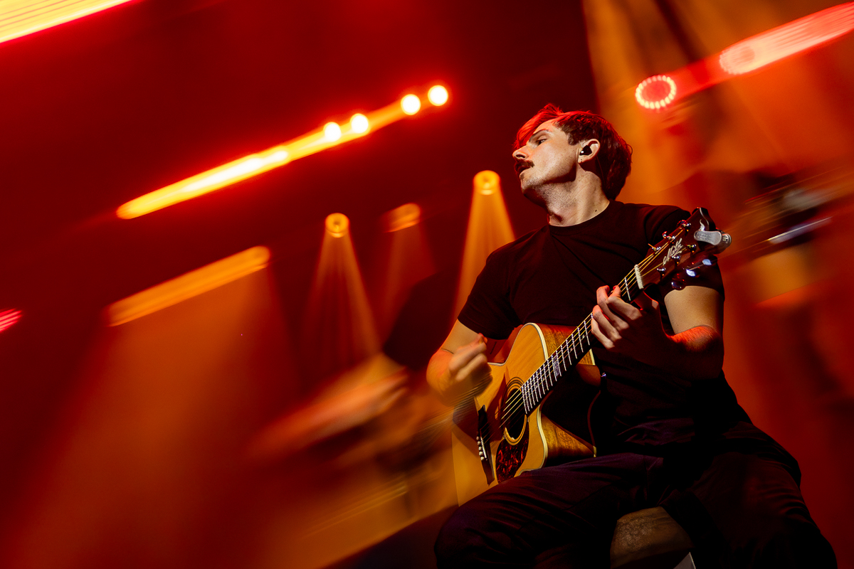 Sam Fischer @ 013, picture 2, photographed by Dorien Goetschalckx - FrontView Magazine