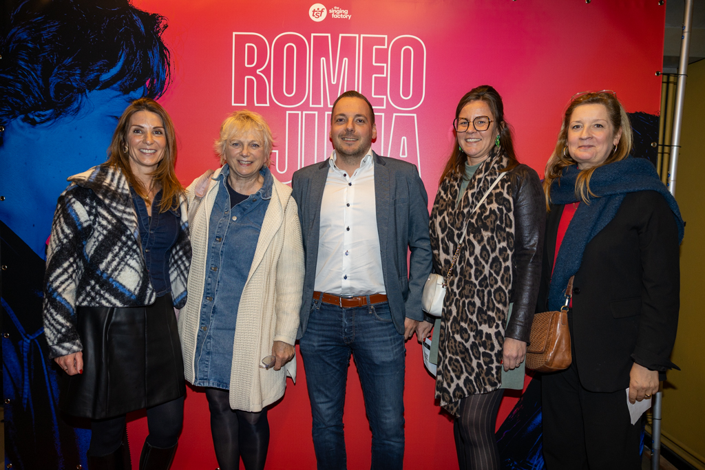 Premiere Romeo & Julia @ Zuiderpershuis, picture 18, photographed by Peter Casie - FrontView Magazine