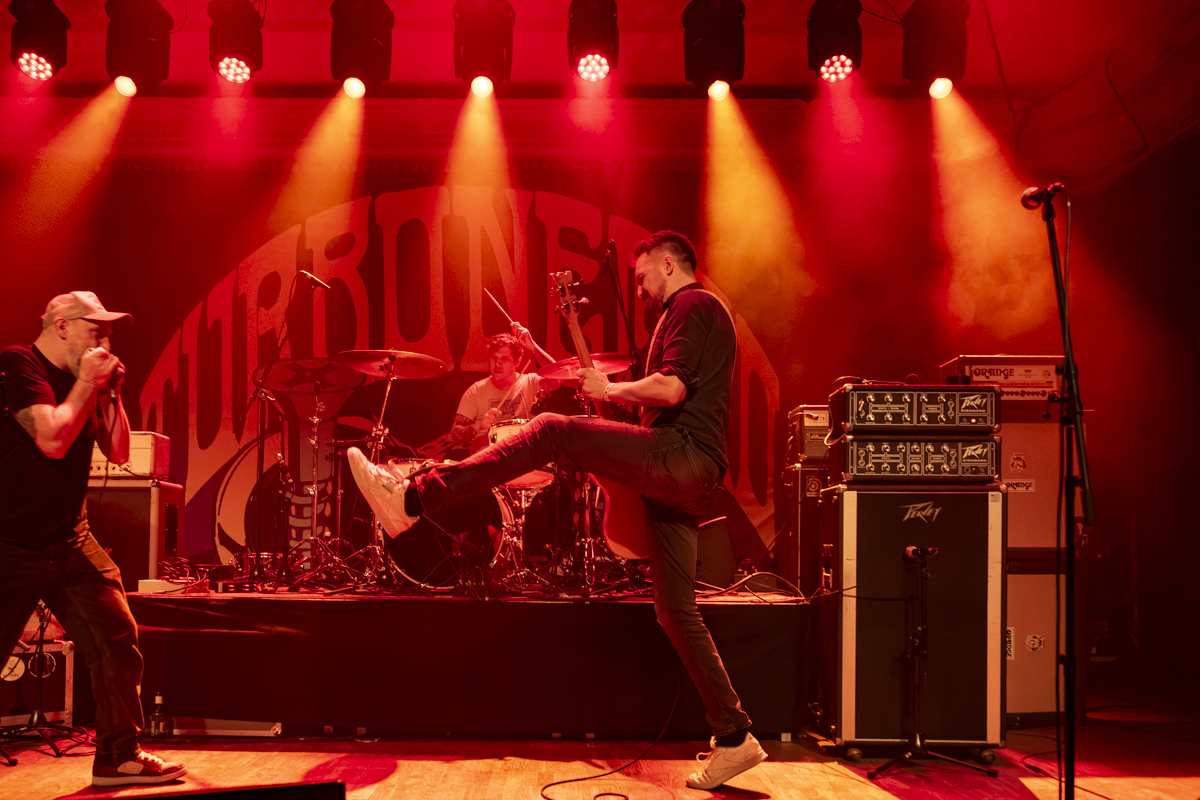 The Sha-La-Lee's @ De Casino, picture 3, photographed by Bart Janssens - FrontView Magazine
