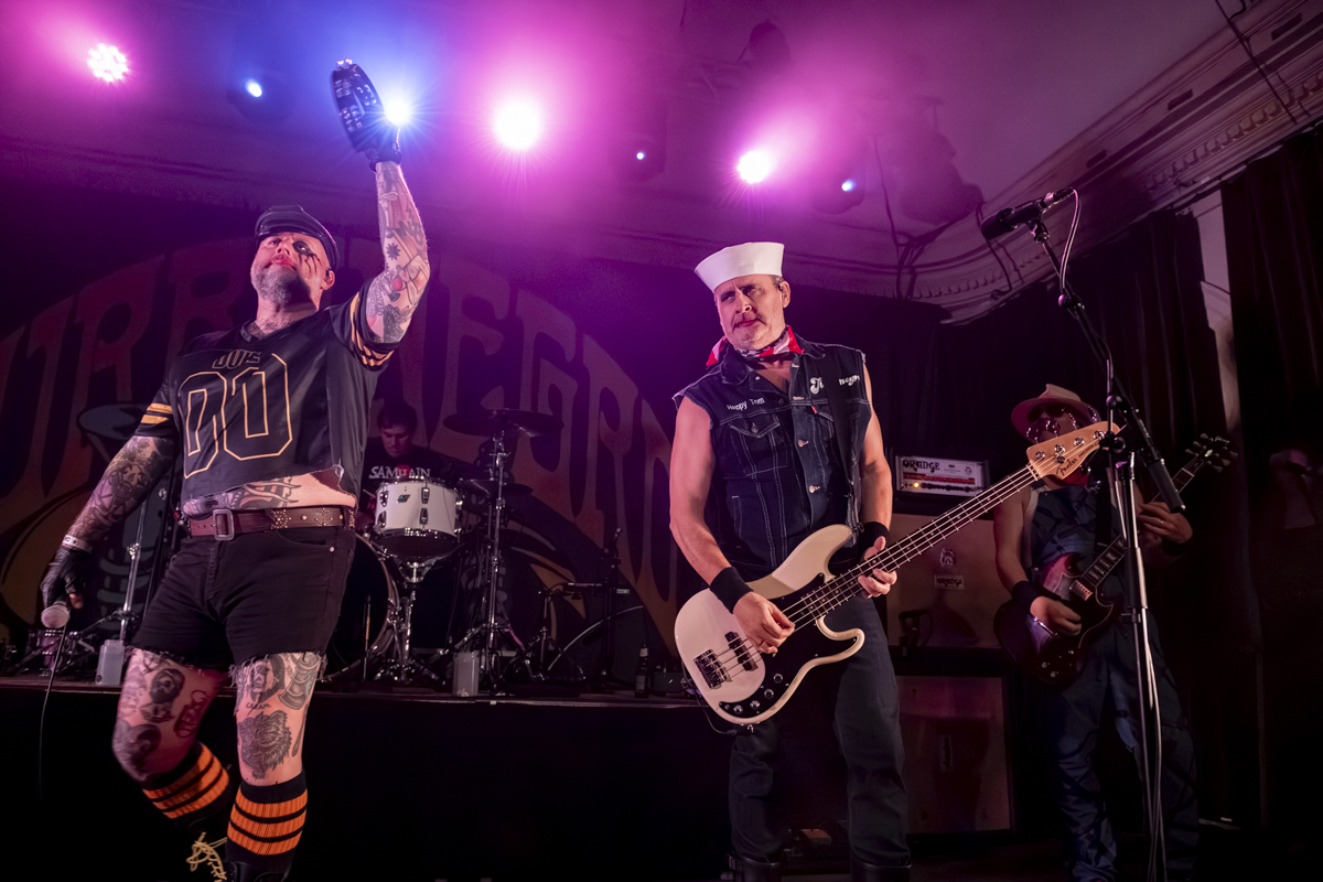 Turbonegro @ De Casino, foto 3, foto's door Bart Janssens - FrontView Magazine