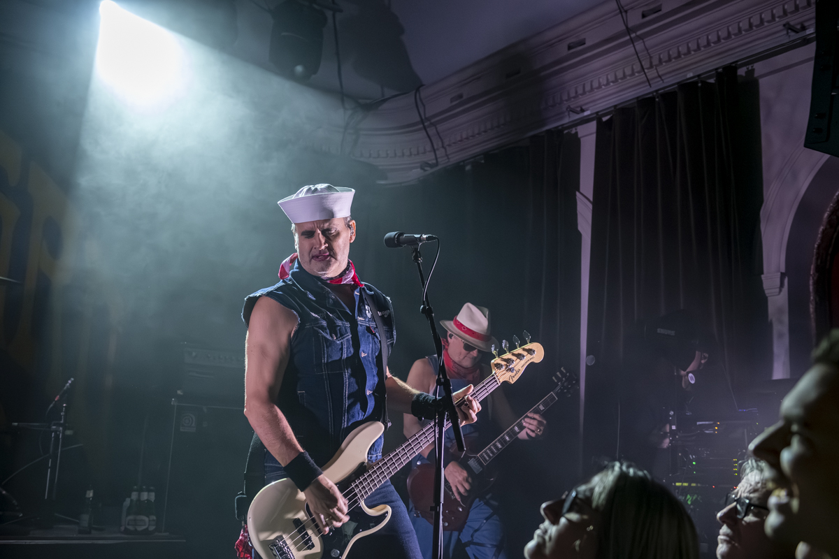 Turbonegro @ De Casino, foto 4, foto's door Bart Janssens - FrontView Magazine