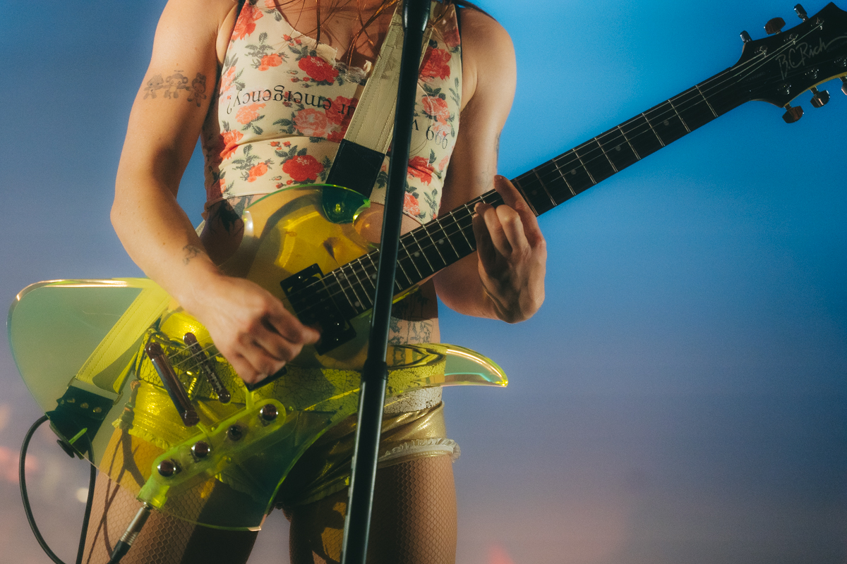 Wet Leg @ Ancienne Belgique, picture 9, photographed by Jelle Meersschaut - FrontView Magazine
