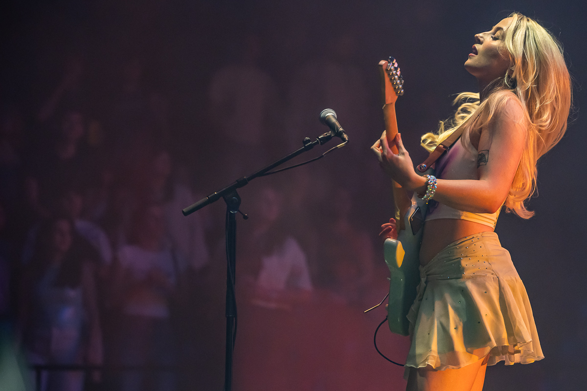 Zara Larsson - Midnight Sun Tour @ Lotto Arena, picture 20, photographed by Marc Verdonck - FrontView Magazine