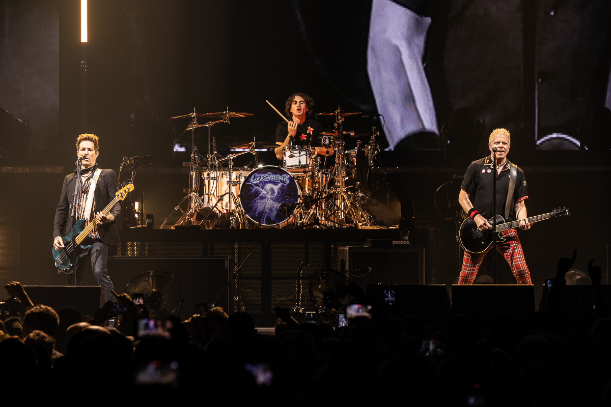 The Offspring @ ING Arena, picture 2, photographed by David Johnson - FrontView Magazine