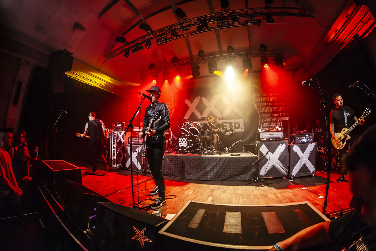 Janez Detd. @ De Casino, foto 3, foto's door Edwin Houdevelt - FrontView Magazine