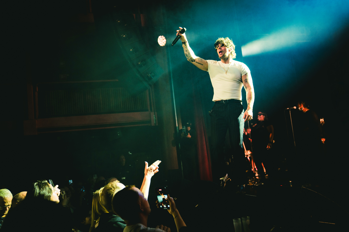 Tom Grennan @ Ancienne Belgique, picture 4, photographed by Livia Vaduva - FrontView Magazine