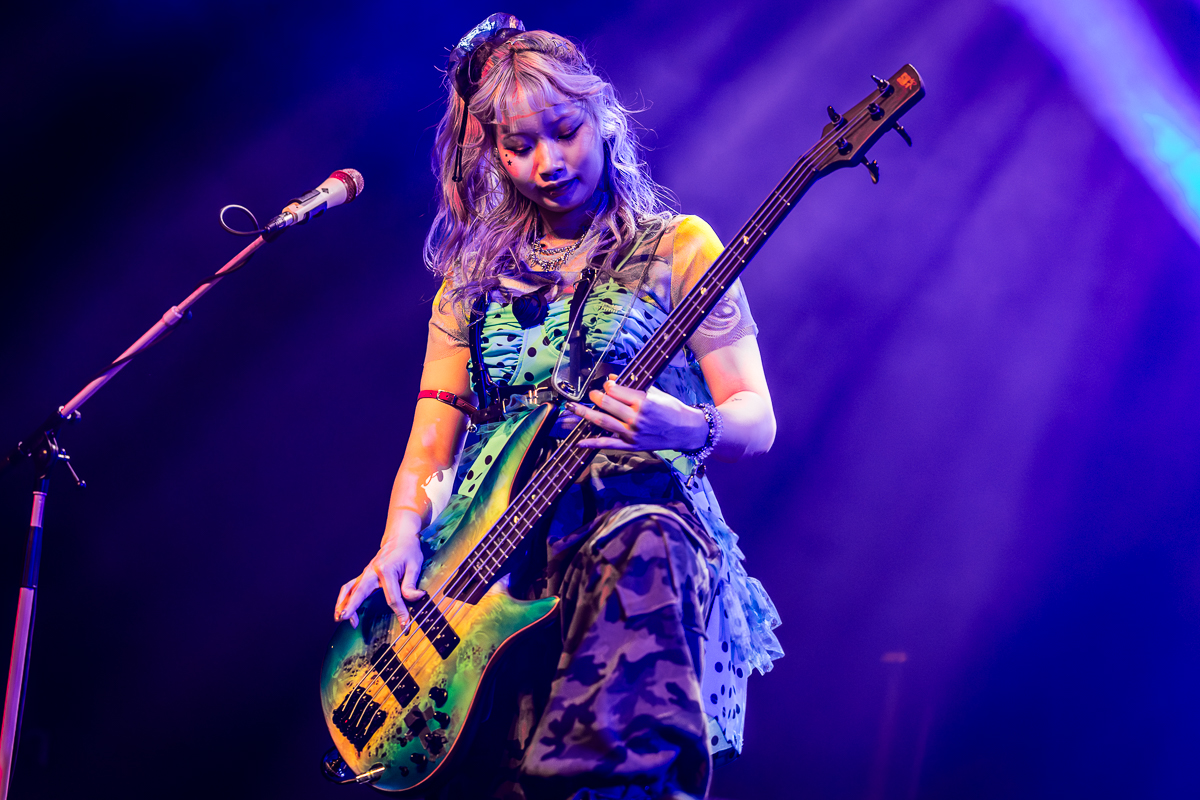 Hanabie @ Ancienne Belgique, picture 6, photographed by Dorien Goetschalckx - FrontView Magazine