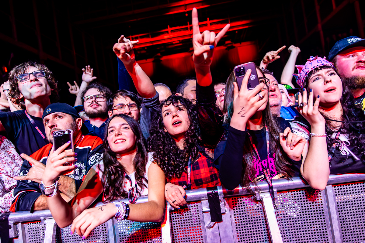 Hanabie @ Ancienne Belgique, picture 11, photographed by Dorien Goetschalckx - FrontView Magazine
