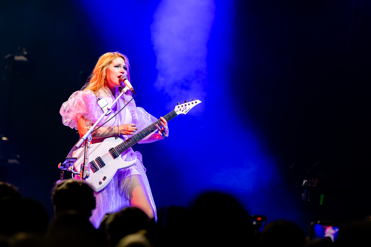 SUN @ Ancienne Belgique, picture 2, photographed by Dorien Goetschalckx - FrontView Magazine