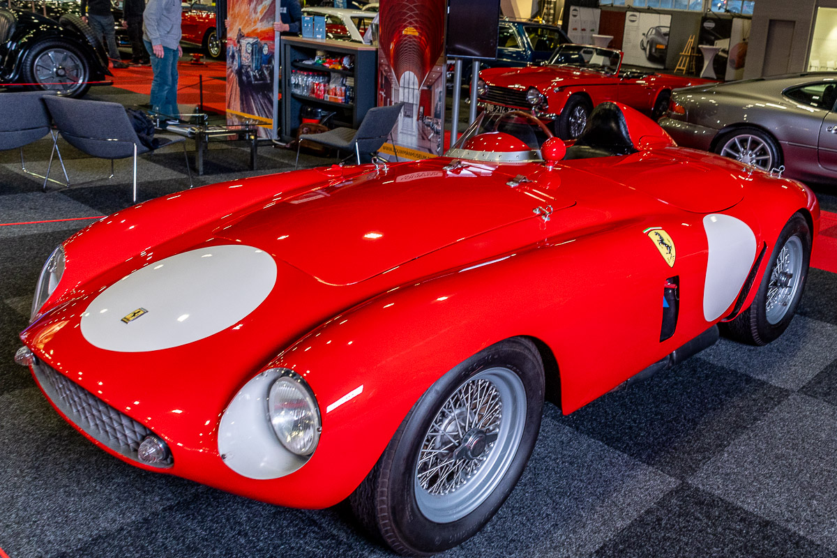 10de InterClassics car show @ Expo Brussels, picture 34, photographed by Marc Verdonck - FrontView Magazine