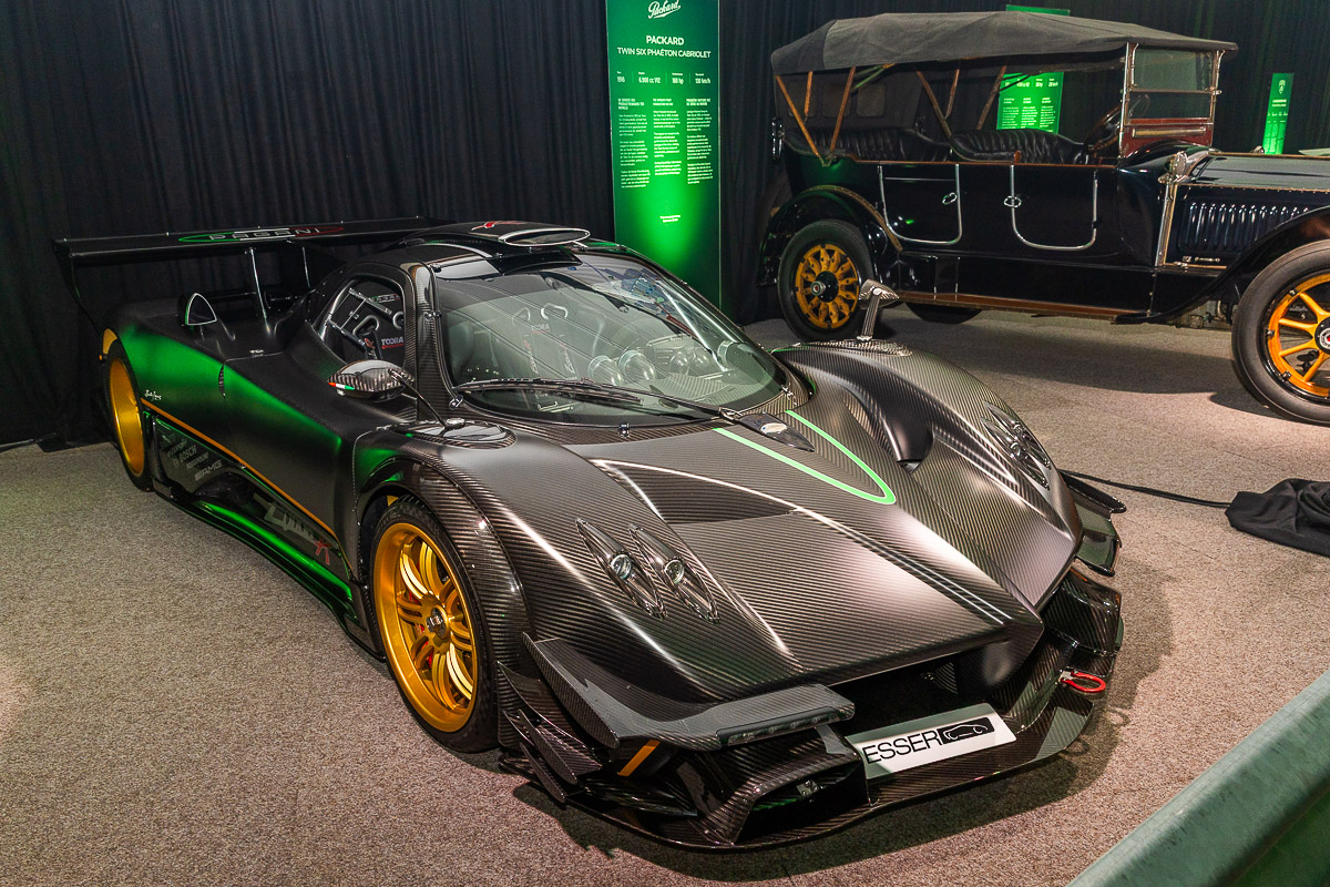 10de InterClassics car show @ Expo Brussels, picture 54, photographed by Marc Verdonck - FrontView Magazine