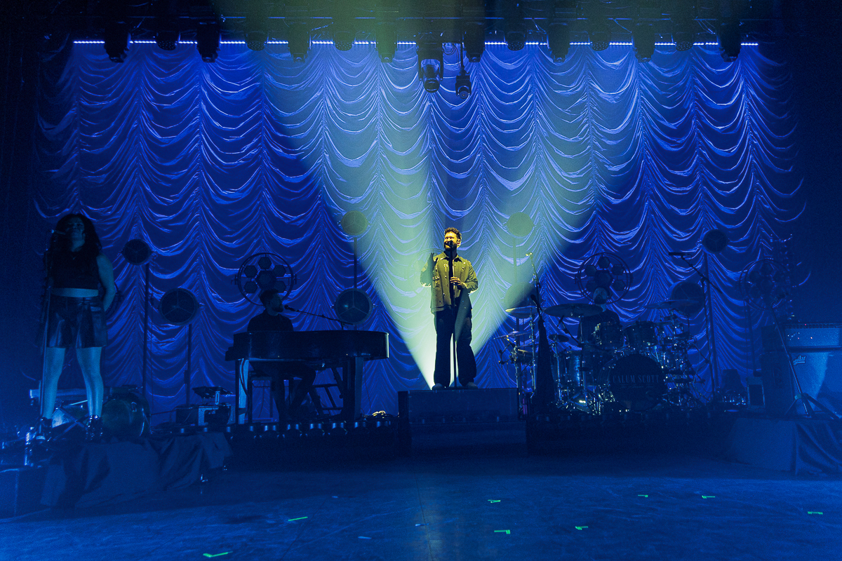 Calum Scott @ AB, picture 1, photographed by Peter Smet - FrontView Magazine